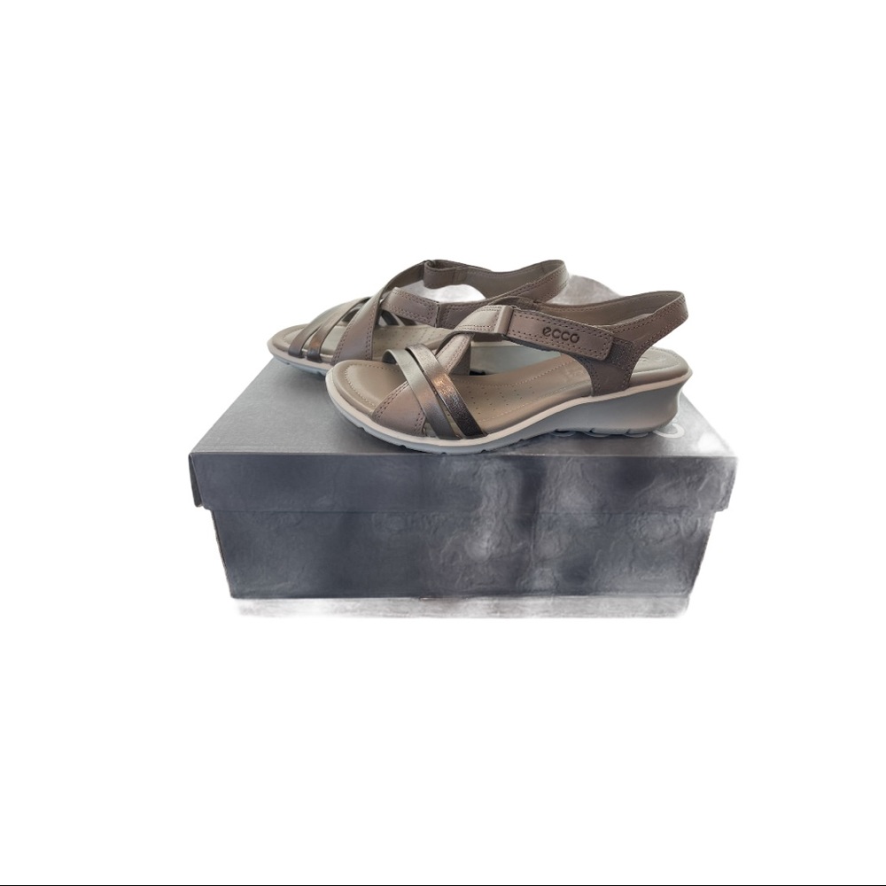 ECCO Women's Neutral Metallic Leather Slingback Sandals Size 5 - Size 35